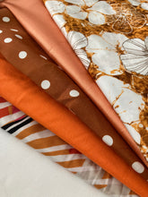 Carica l'immagine nel visualizzatore di Gallery, Set di 5 scampoli a 25€