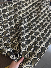 Carica l'immagine nel visualizzatore di Gallery, Jacquard collezione Capodanno 25/26
