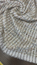 Carica e avvia il video nel visualizzatore di galleria, Chanelina lana misto: 35€/m

