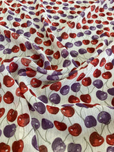 Carica l&#39;immagine nel visualizzatore di Gallery, Polyester con ciliegie : 16€/m
