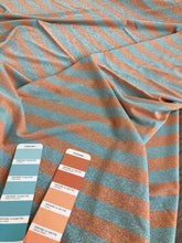 Carica l&#39;immagine nel visualizzatore di Gallery, Viscosa maglia lurex alle righe verde arancione: 24€/m
