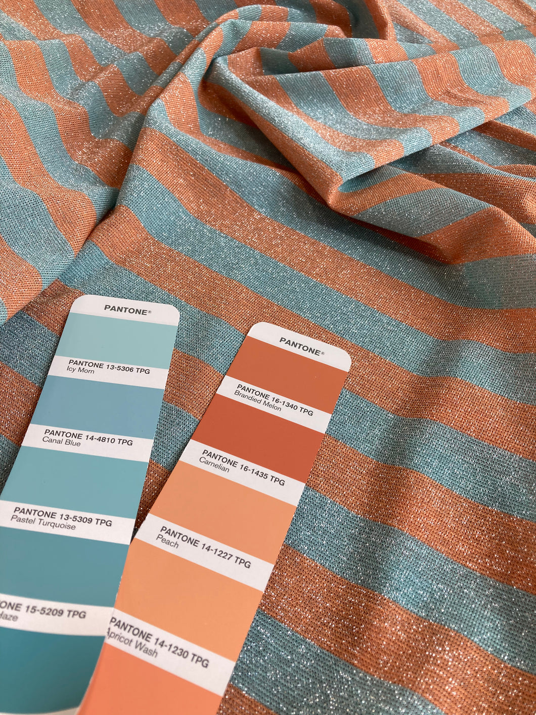 Viscosa maglia lurex alle righe verde arancione: 24€/m
