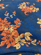 Carica l&#39;immagine nel visualizzatore di Gallery, Jacquard di seta mista blu scuro con fiori taglio unico 1.9m
